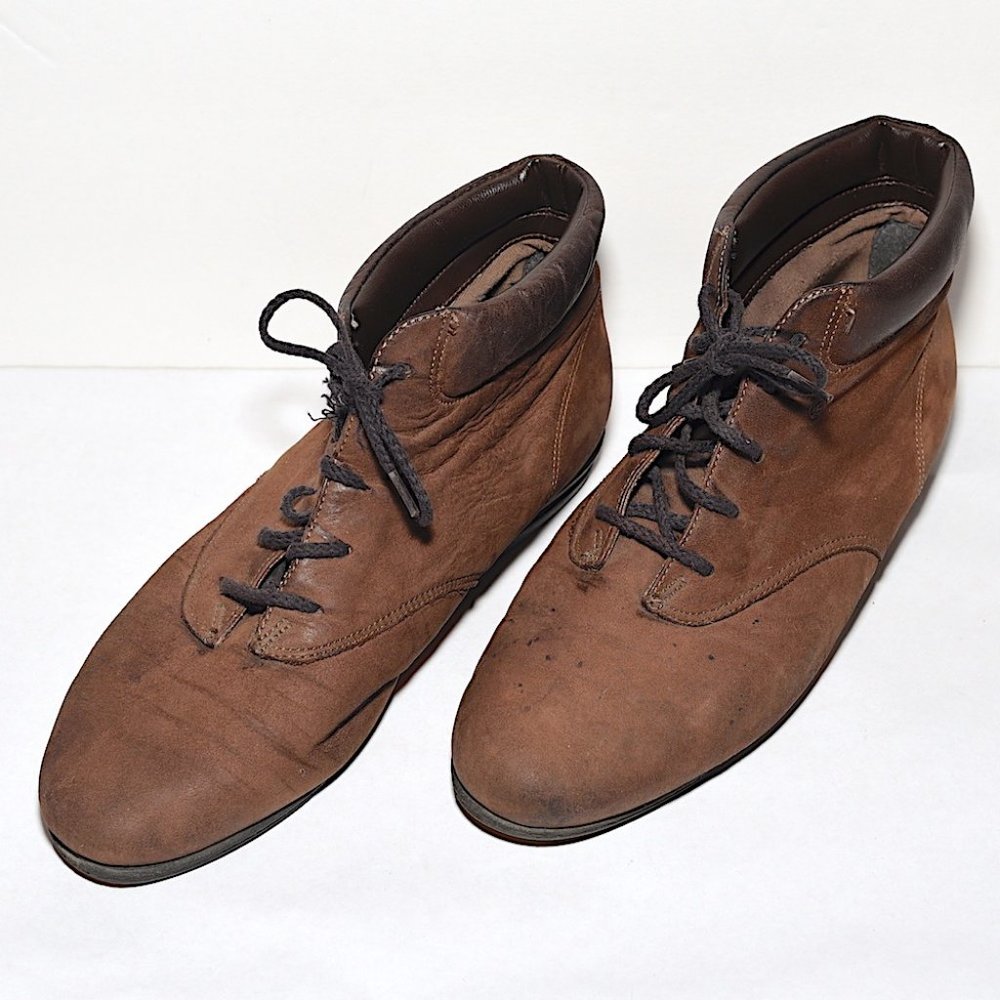 Easy Spirit Brown Nubuck Ankle Boots